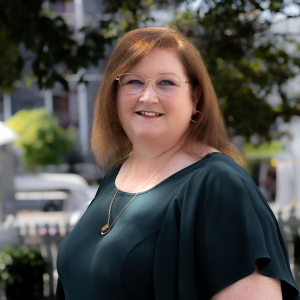 Picture of Kristine Thomas